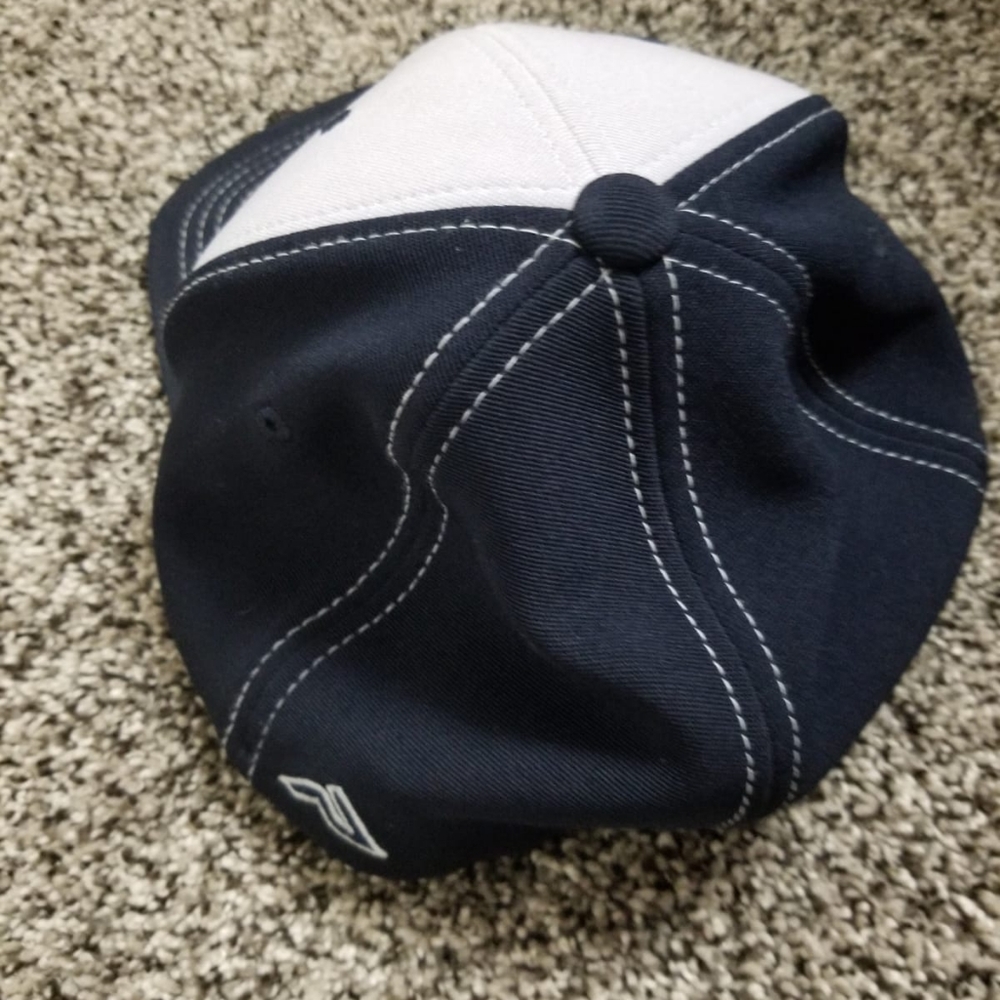 DT hat - Picture 3 of 3